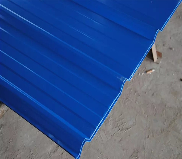 哈密彩钢厂预言彩钢夹芯板将是建筑领域的“一片蓝天”